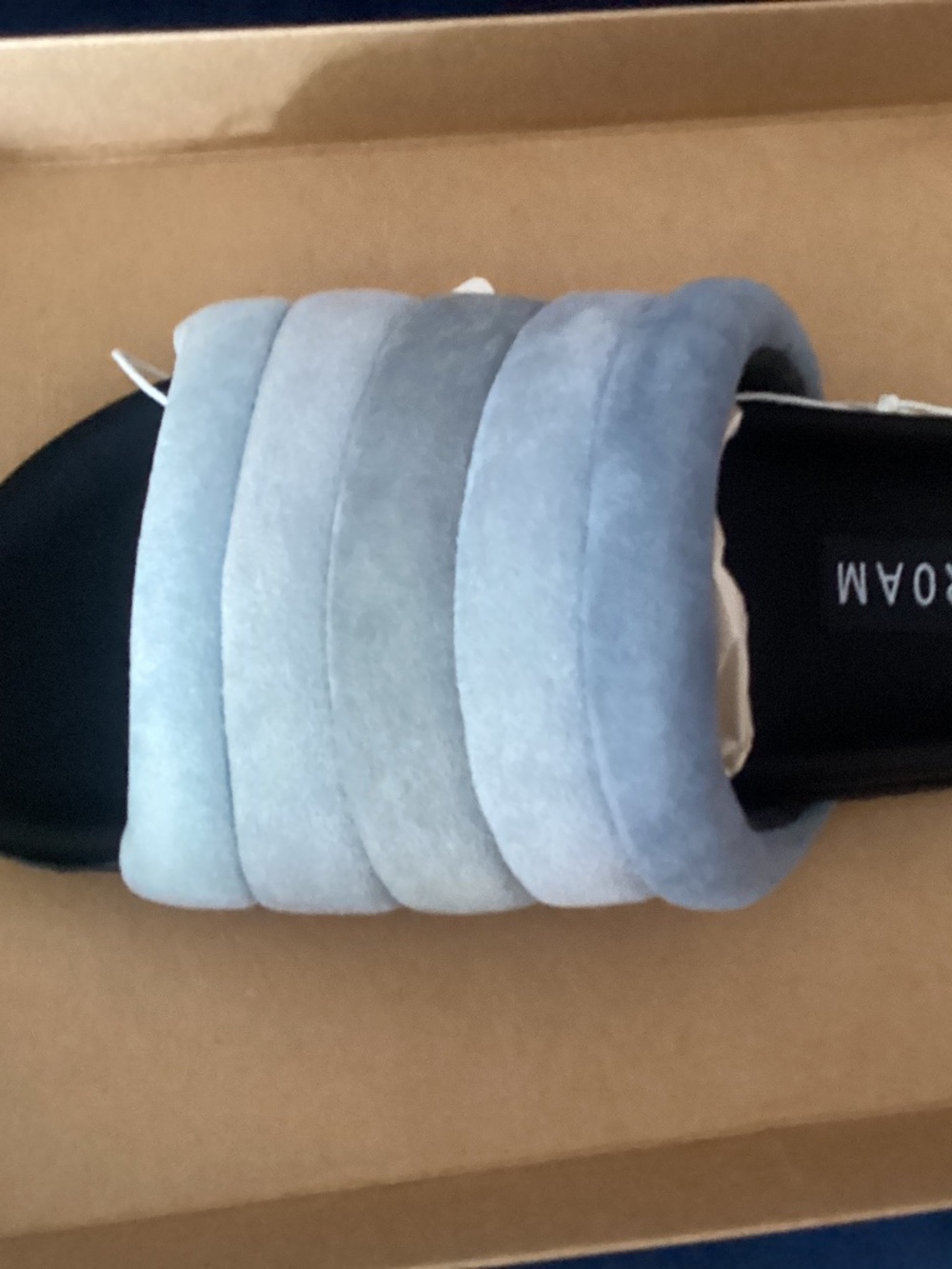 NIB ROAM Slide Puffy Slide Sandals  - blue